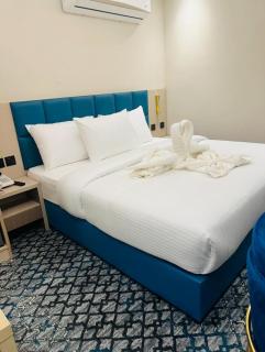 Sky View Hotel - 3