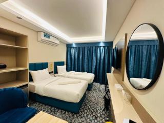 Sky View Hotel - 7