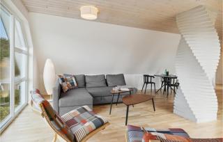5 Bedroom Nice Home In Hadsund - 5
