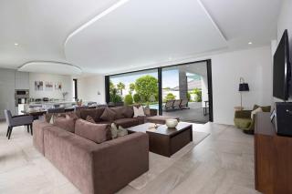 Ultra-Modern Tropical Pool Villa - - 7