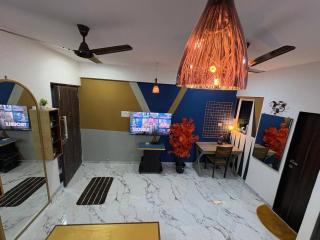 Modern 1BHK Retreat at Waroda Road, Bandra - Mumbai - 0