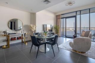 Frank Porter - Creek Edge Tower 1 - Dubai - 3