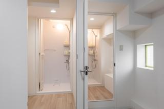 Higashi-Shinjuku 1010 - 7