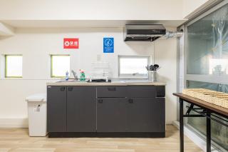 Higashi-Shinjuku 1010 - 5