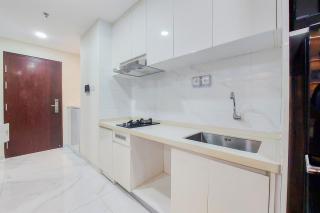 Elegant and Strategic 2BR Sky House BSD Apartment near ICE BSD By Travelio - Tangerang - 2