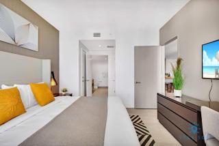 Luxury 2BR Pools & Free Parking - 8