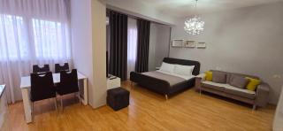 Arkle Apartments 3 - 8