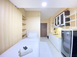 Simply Homey Studio at Stanford Jatinangor Apartment By Travelio - 8