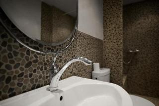 Le Clos Saint Jean, vue Cité, piscine et parking - 3