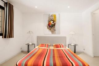 Le Clos Saint Jean, vue Cité, piscine et parking - 9