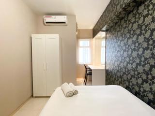 Warm Living and Homey 2BR at Springlake Summarecon Bekasi Apartment By Travelio - Bekasi - 7