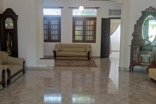 Crescent N Cocoon - 1