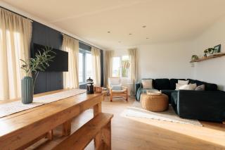 Secluded Sanctuary On The River - 1