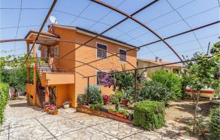 Two-Bedroom Apartment In Medulin - 0