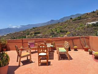 Casa Colores Tenerife Guesthouse - Candelaria - 0