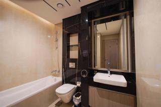 Brown Stone -Jumeirah Lake View - Dubai - 1