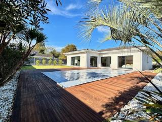 Jolie villa avec piscine classée 4 étoiles - Mios - 0