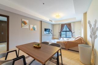 Huge 1-Bedroom Apartment in Al Jaddaf Near Metro 11 mins from Trade Fair - Dubai - 1