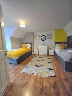 Dulwich Apartment Family-Sized 3BR Near King's Hospital Great for Business & Contractors - 3