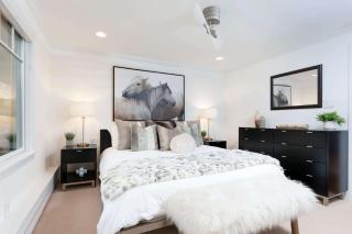 Updated 3BR, 3BA with Pool - Steps to Town - 8