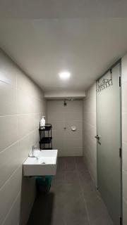 Female Hostel KL by ChillOut Hostel x - Sungai Way - 8