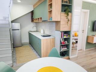 Cozy Modern Apartment Retreat - Sarajevo - 4