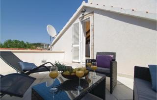 Three-Bedroom Holiday Home In Blato - Blato - 7