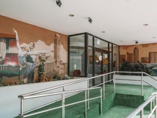 Hi Hotel Dot, 11Hrs, Stay from 10PM to 9AM - 9