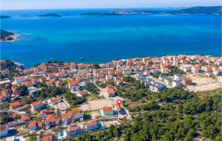 Four-Bedroom Holiday Home In Sibenik - Šibenik - 0