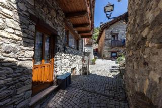 Caverna Moderna 10 min da Aosta-Parcheggio Gratis - Roisan - 6