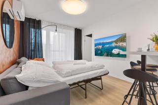 LAM Urban Residence - Balcony - Bratislava - 8