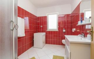 4 Bedroom Amazing Apartment In Labin - Labin - 6