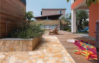 Two-Bedroom Holiday Home In Barbariga - Barbariga - 1
