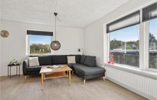 3 Bedroom Cozy Home In Sønder Felding - 1