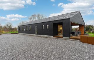 5 Bedroom Nice Home In Hadsund - Hadsund - 2