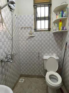 The Lookout Homestay - Entebbe - 7