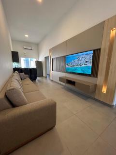 Casa com piscina e conforto garantido - 3