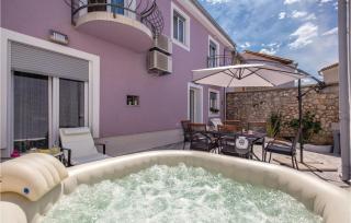 Beautiful Home In Grizane With Jacuzzi - Grižane - 0