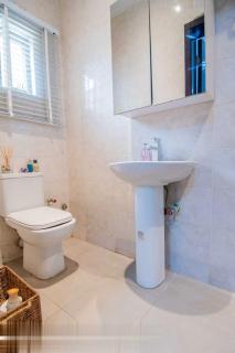 Cozy 1 Bedroom Apartment in Ikoyi Lagos - Lagos - 5