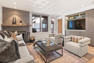 New Listing 3BR 3BA Aspen Condo - 6