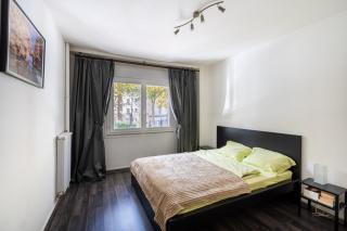 Bright & Contemporary 2BD Apartment - 6