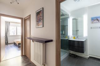 Bright & Contemporary 2BD Apartment - 5