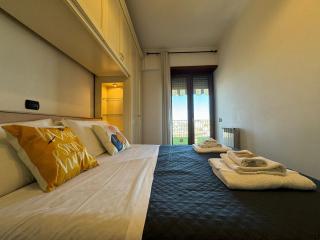 Nice View in Ostiense with balcony - 4