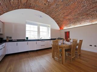 The Sergeants Quarters, Golden Hill Fort - Freshwater - 5