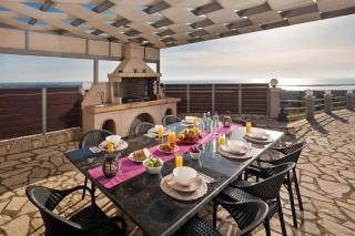 Villa Mediterranean View - - 8