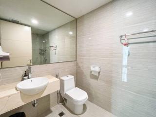 The Jeewel of La Casa IV - 6