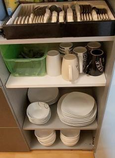 7 min to citycenter subway U3 100m, southside singleroom own shower wc, TV, dishes fridge, oven, waterheater, coffeemashine- free C ,bike for free , next to river and park, many restaurants and supermarkets around 200m, nonsmoker ! - Munich - 6