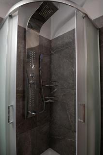Old Town Rhapsody, Comfy Interior, Umbrella-Shaded Rooftop BBQ, TV Lounge & Bathtub - Rethimnon - 2