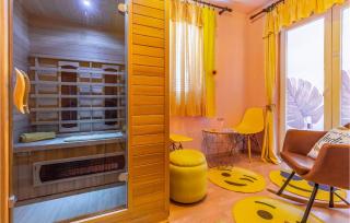 Nice Home In Banjole With Jacuzzi - 8