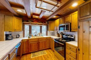 Eagle River Retreat - 2